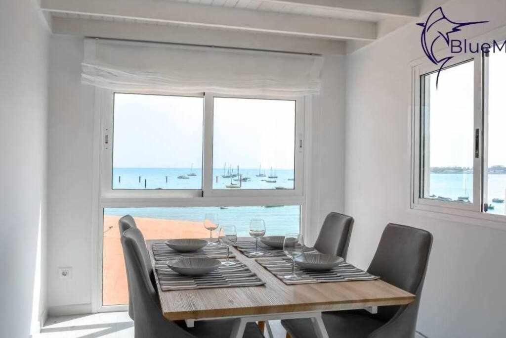 コラレホB-Rent Bluemarlin Boutique Sea Viewアパートメント エクステリア 写真
