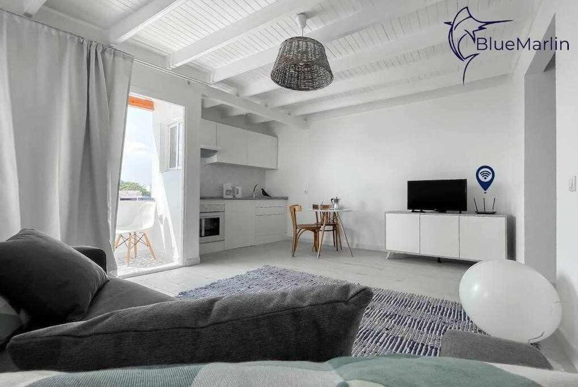 コラレホB-Rent Bluemarlin Boutique Sea Viewアパートメント エクステリア 写真